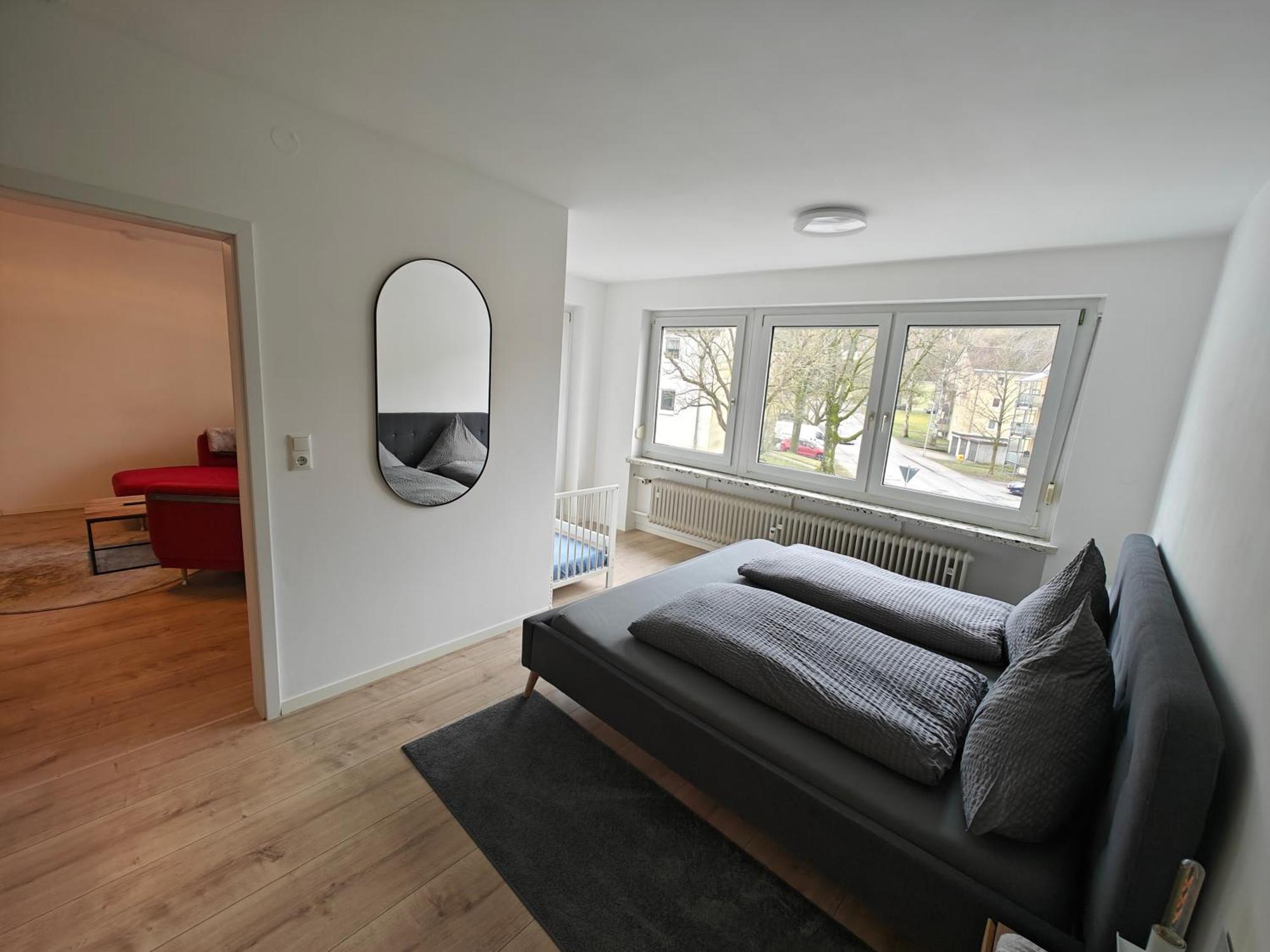 Ferienwohnung "Sorgenfrei" In Coburg ! - Im Eg Mit Privatparkplatz & Balkon Exterior foto