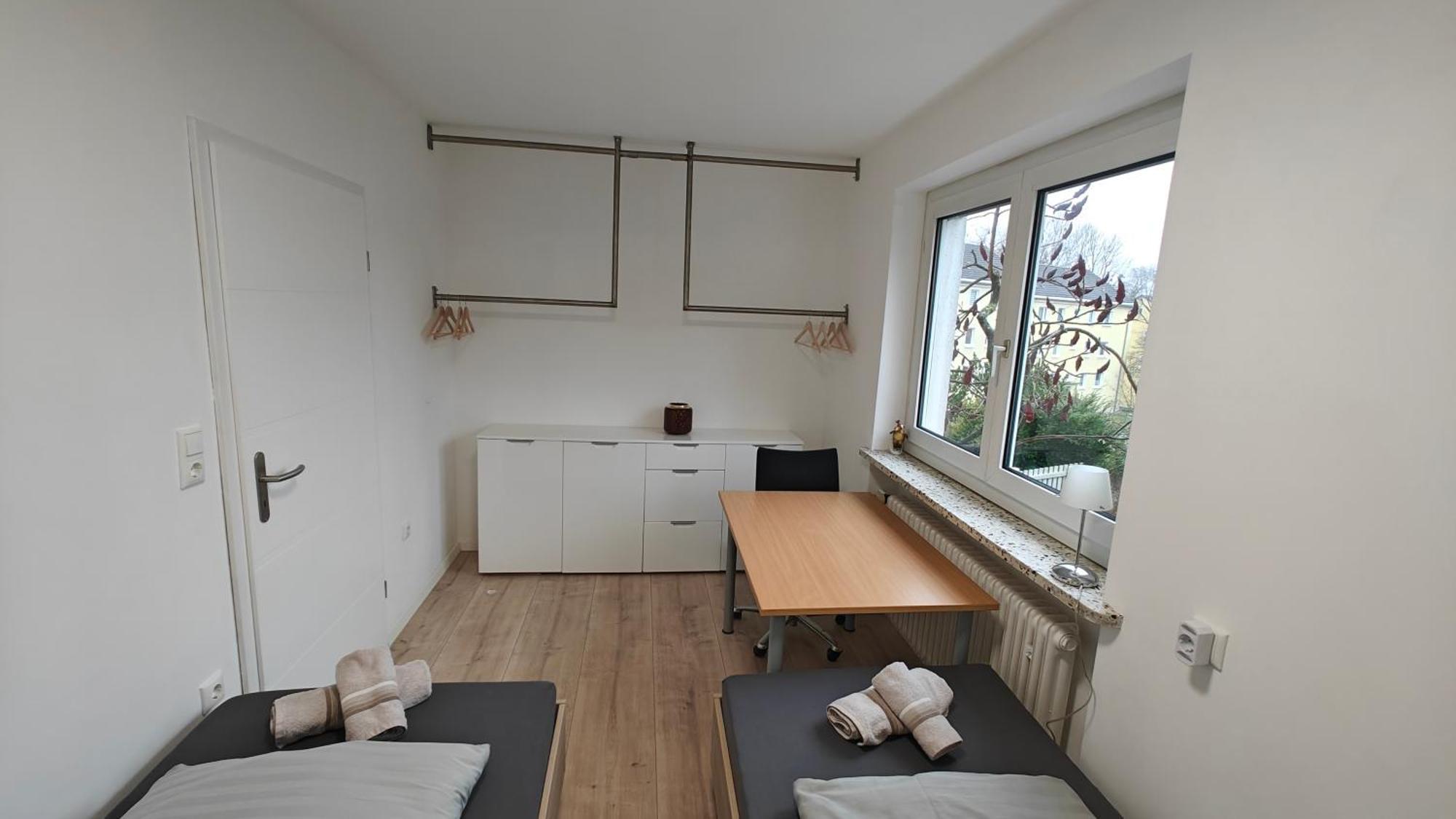 Ferienwohnung "Sorgenfrei" In Coburg ! - Im Eg Mit Privatparkplatz & Balkon Exterior foto