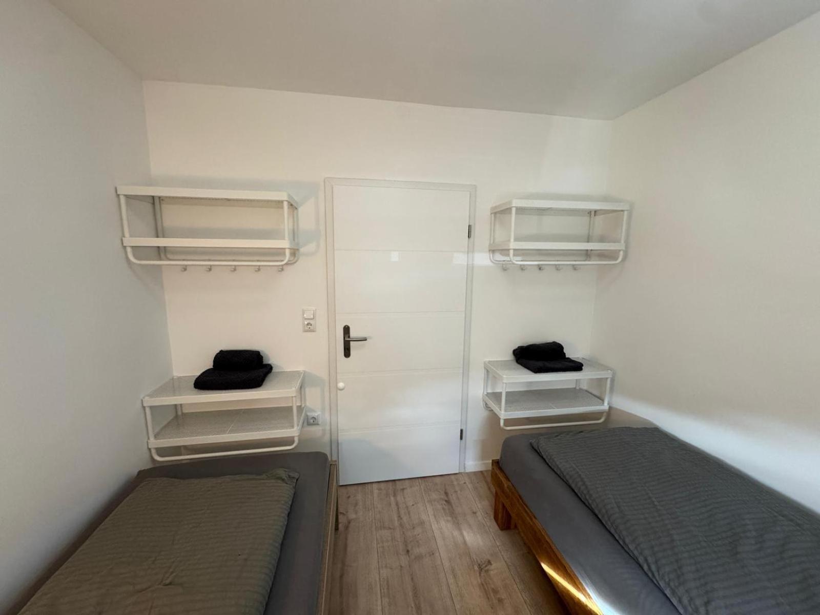 Ferienwohnung "Sorgenfrei" In Coburg ! - Im Eg Mit Privatparkplatz & Balkon Exterior foto